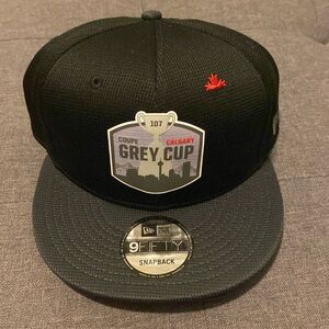*New* CFL 107th Grey Cup NewEra SnapBack Hat Flat Ballcap CFL Football Calgary